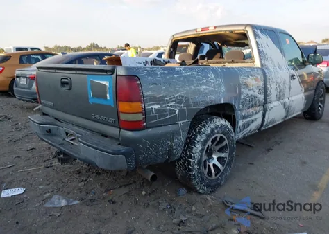 2002 Chevrolet Silverado 1500 Ls from USA, damaged, VIN 2GCEC19T021369061